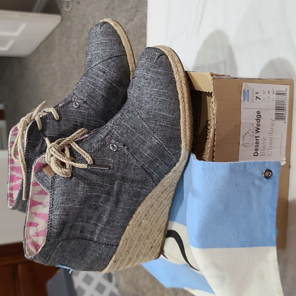 Shoes